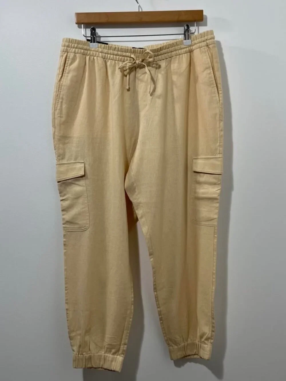 Banana Republic NWT Beige Pull On Lightweight Neutral Cargo Jogger Pant [sz Lp]